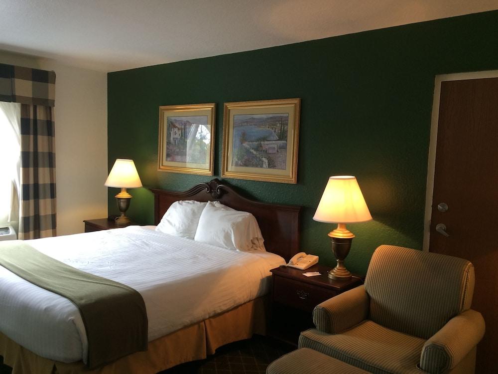 Ruskin Inn Hotel photo 14