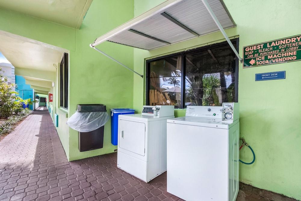 Ocean Reef Hotel photo 24