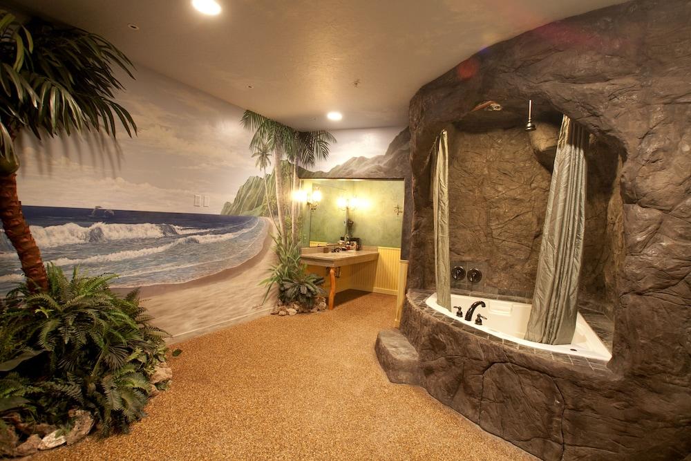 Destinations Inn photo 28