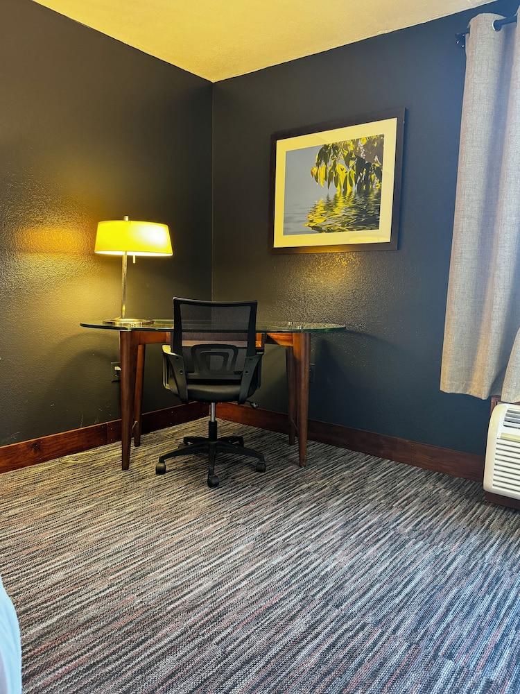Lux Hotel photo 8