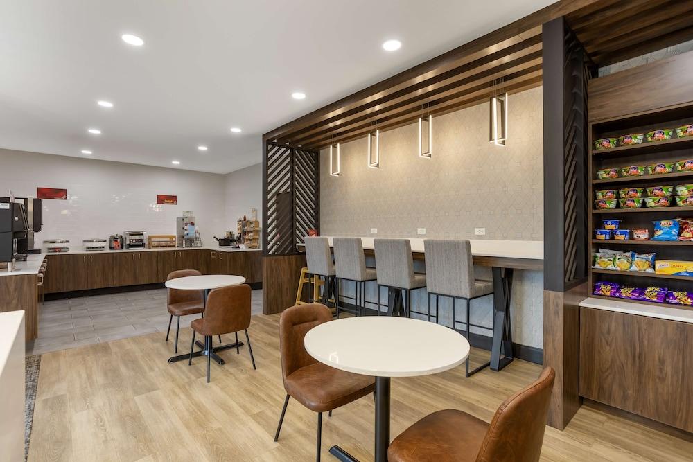 Best Western Plus Columbia Inn photo 13