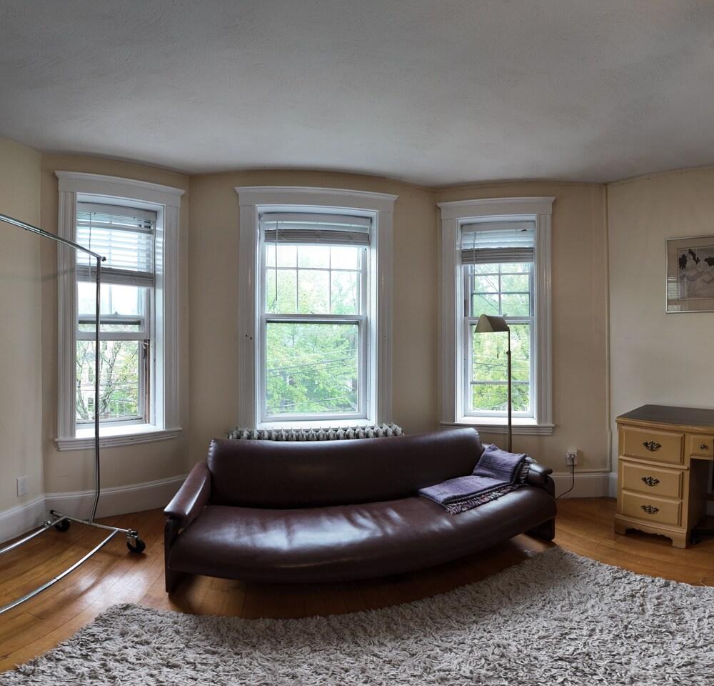 Fairfield Manner photo 4