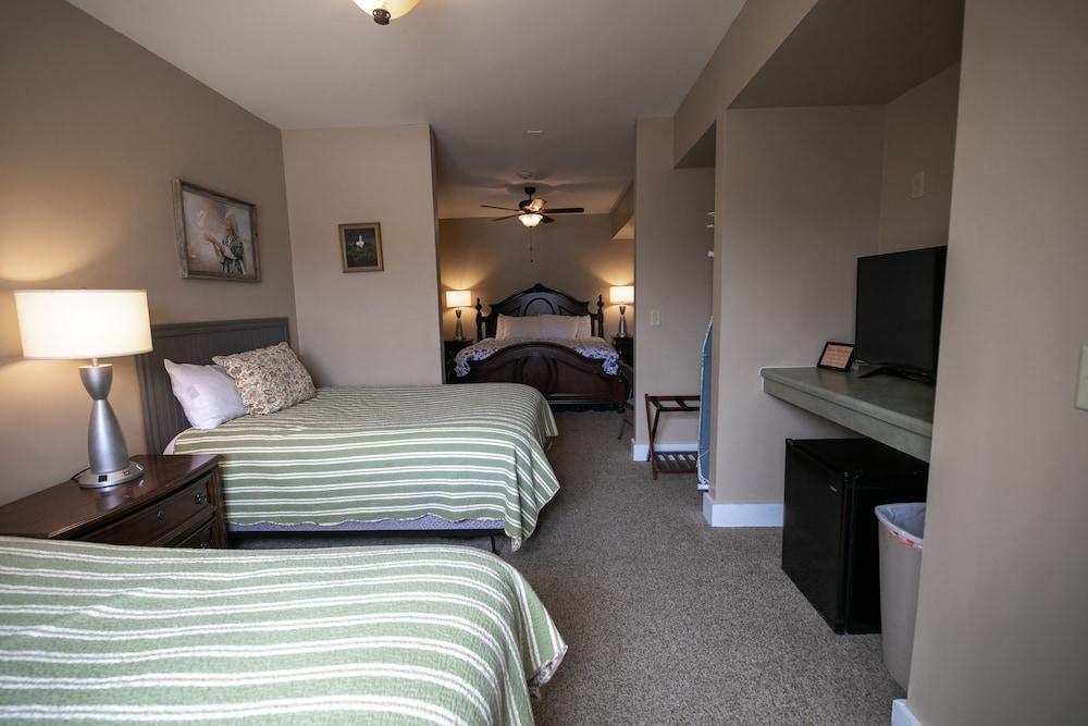 Nauvoo Temple House Hotel photo 76
