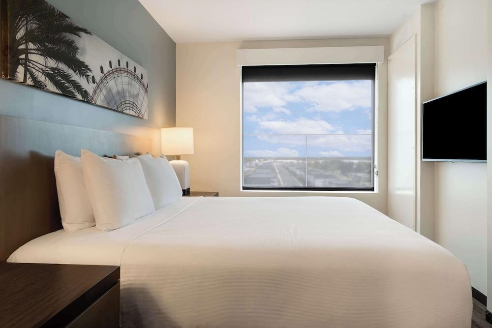 Hyatt House Orlando International Drive photo 17