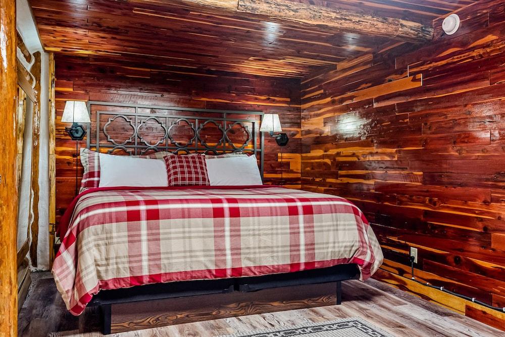 Log Cabin Inn photo 25