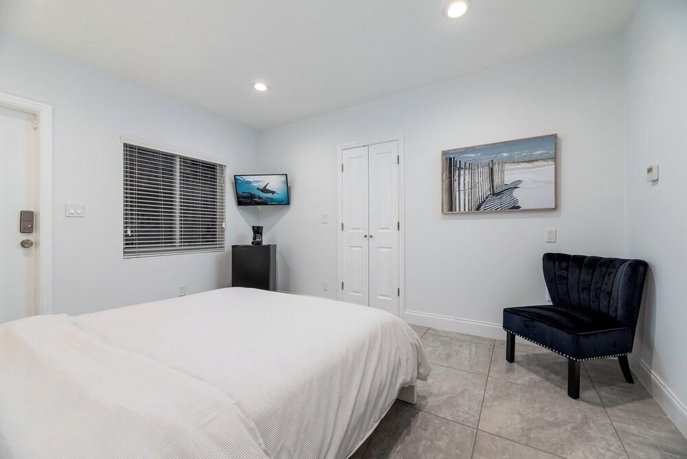 Bayshore Breeze photo 25
