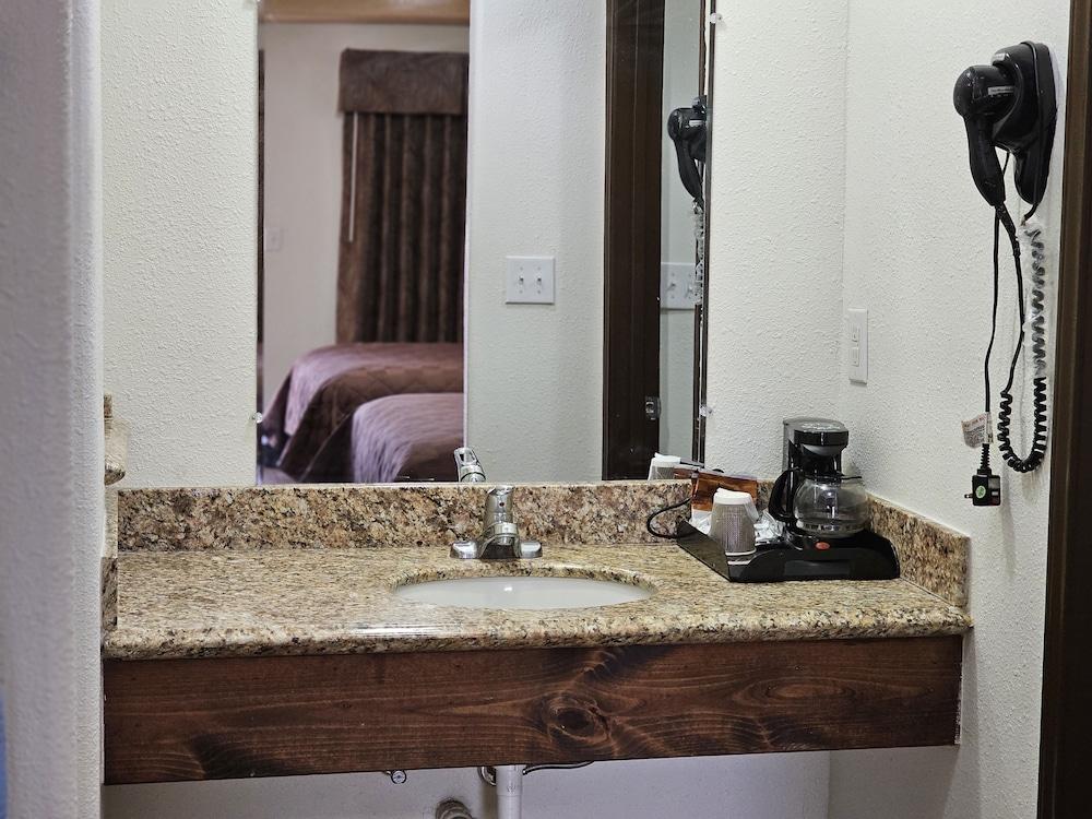 Carrizo Inn photo 13