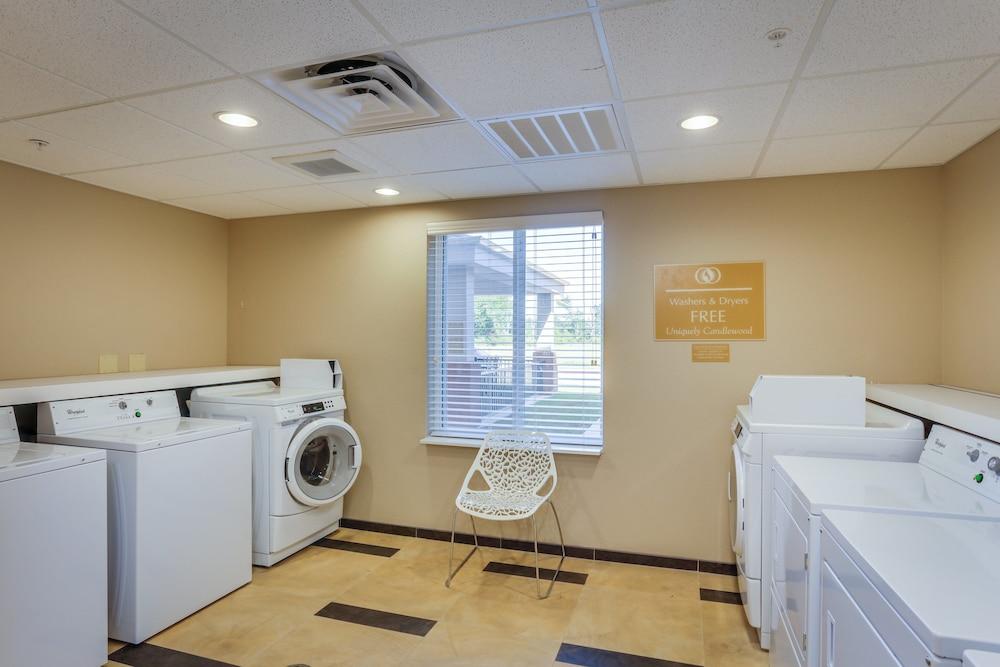 Candlewood Suites College Station At University by IHG photo 41