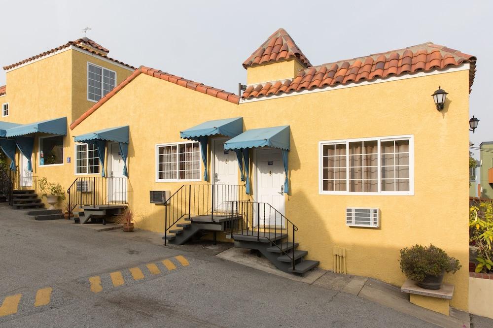 Alpine Inn And Suites photo 33