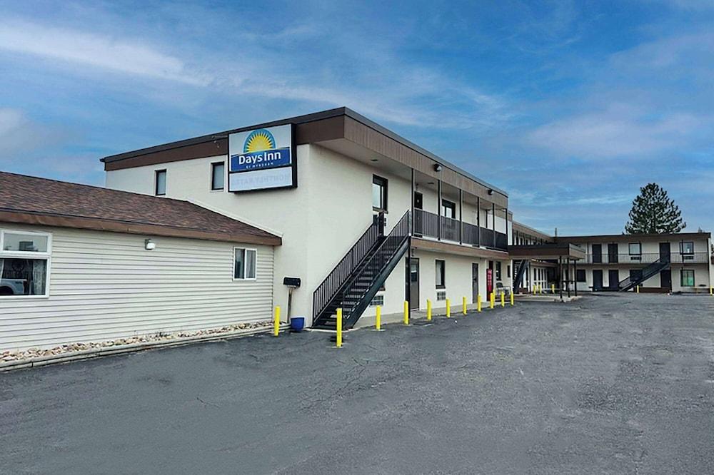 Days Inn by Wyndham Wheatland photo 22