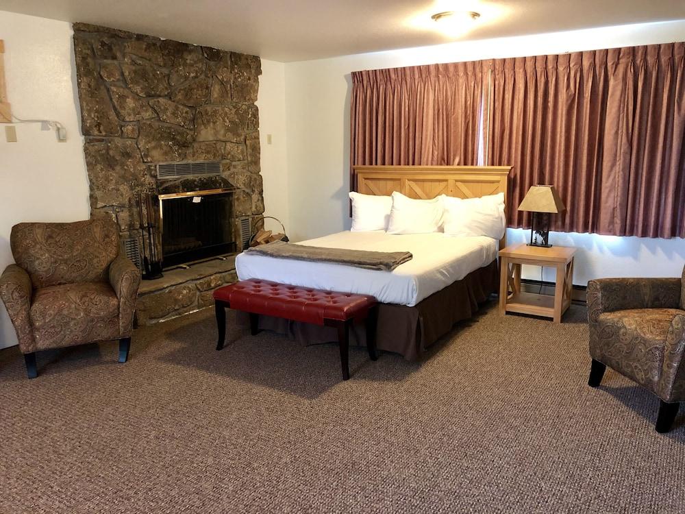 Golden Eagle Inn photo 18