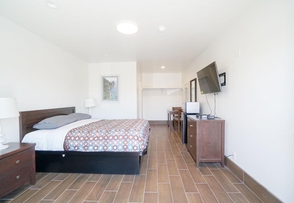 SIGNAL HILL MOTEL photo 9