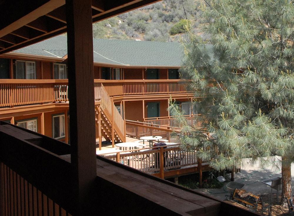 Corral Creek Lodge photo 28