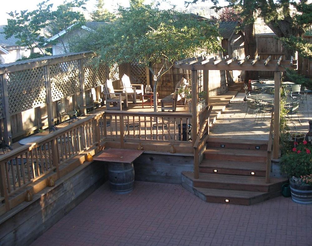 Valley Ford Hotel photo 28