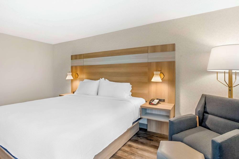 Best Western Plus Heritage Rail Inn & Suites photo 26