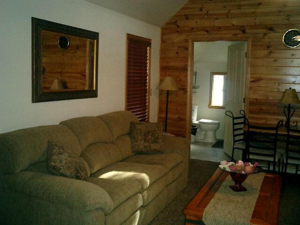 Lazy Z Resort photo 51