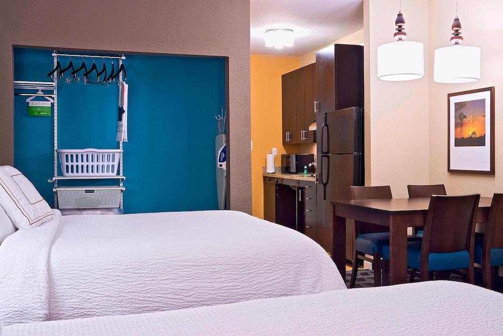 TownePlace Suites by Marriott Dodge City photo 3