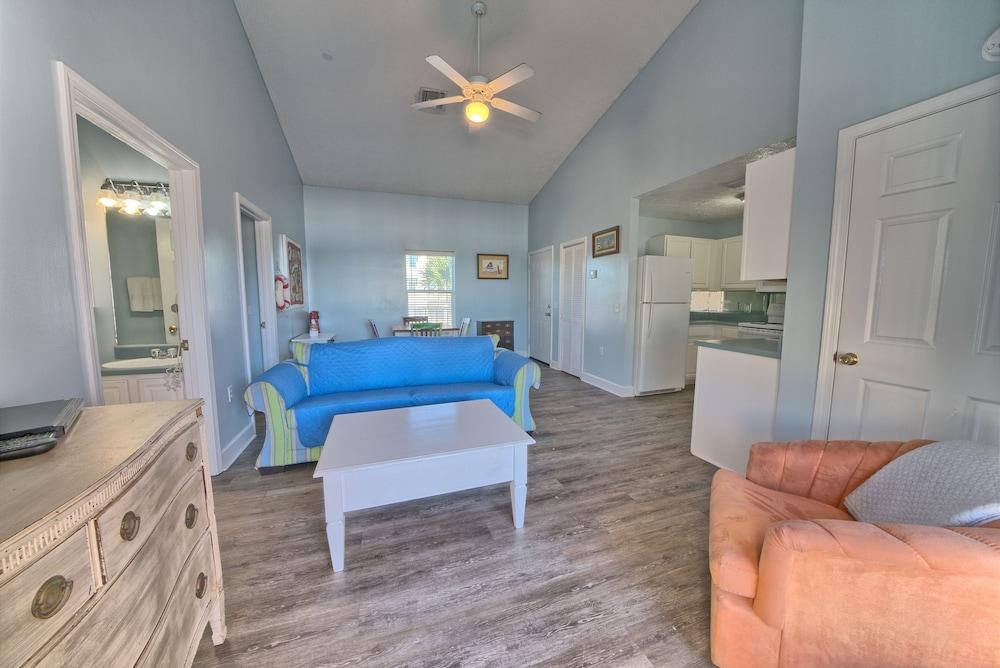 Pineapple Villas on Laguna Beach photo 56