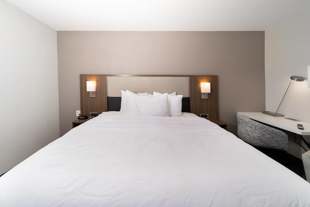 Comfort Inn & Suites Wyomissing/Reading photo 15