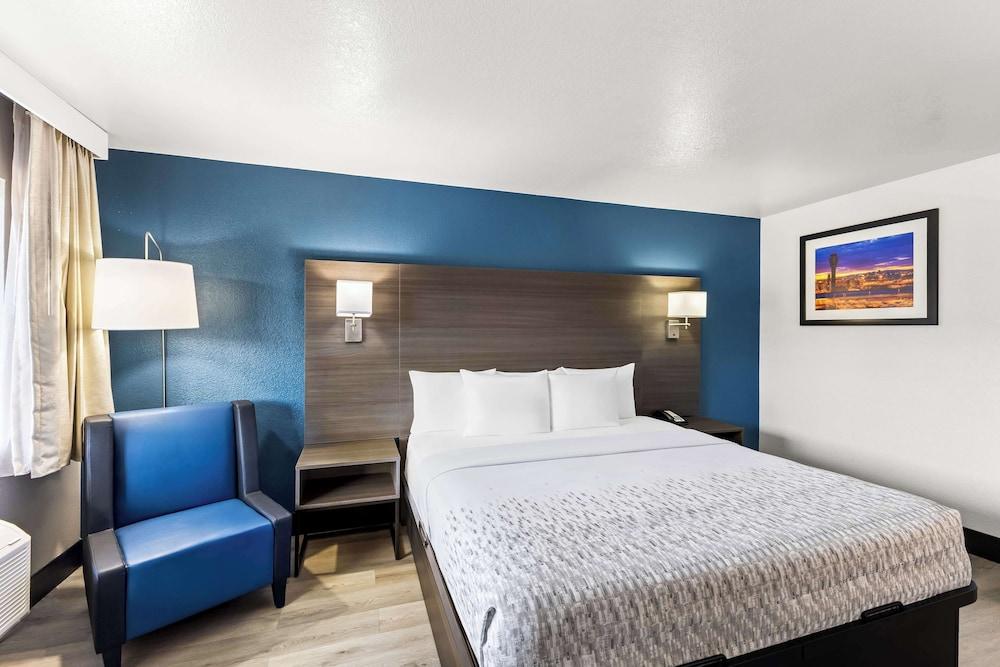 SureStay Hotel by Best Western Phoenix Airport photo 23