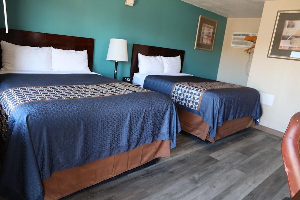 Budget Inn photo 14