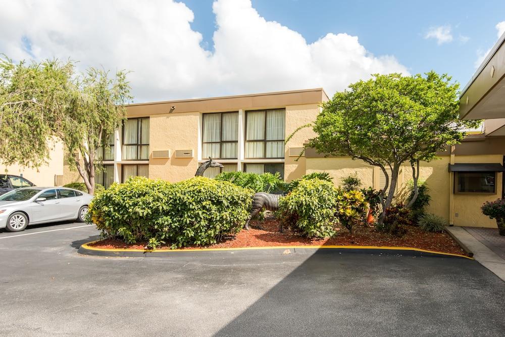 B&B Hotel Orlando International Drive Near Universal - Newly Renovated! photo 52