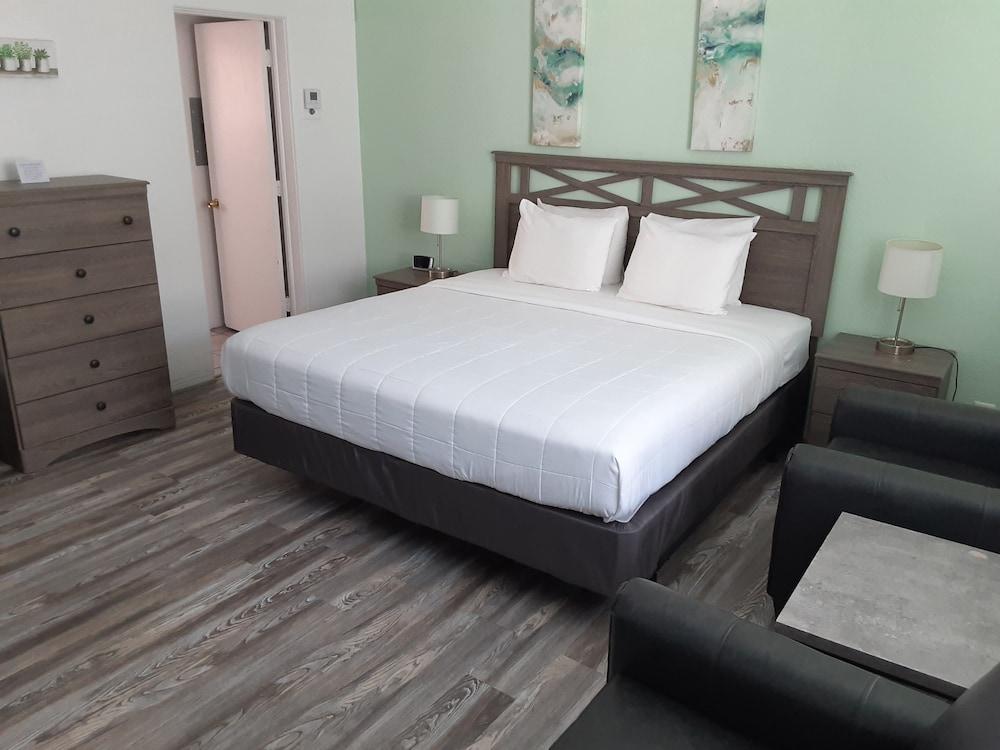 Sandalwood Beach Resort photo 21