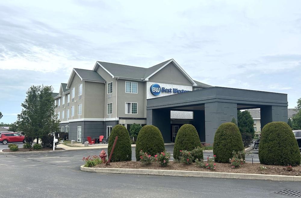 Best Western Erie Inn & Suites photo 1