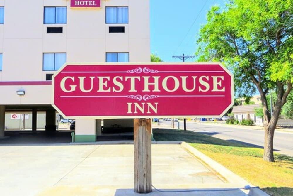 Guest House Inn photo 3