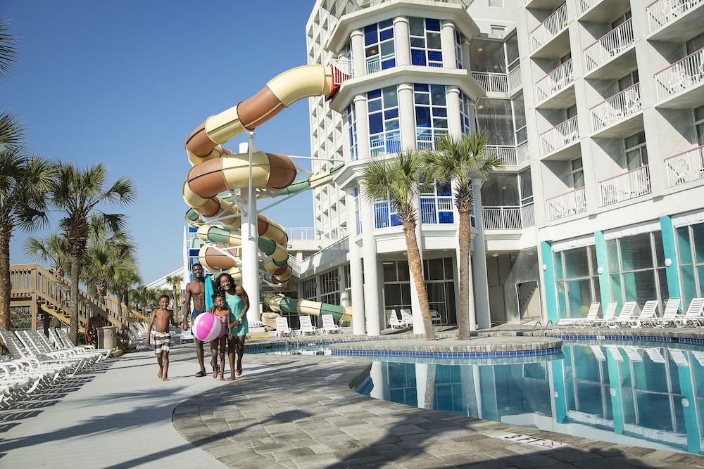 Crown Reef Beach Resort and Waterpark photo 22