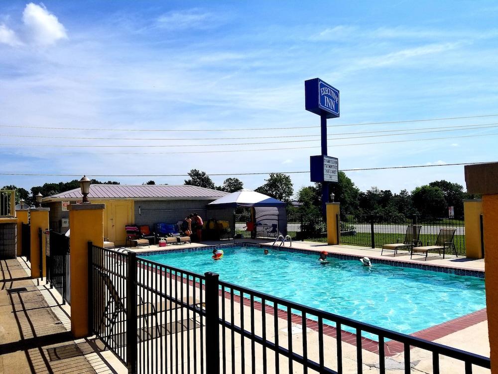 Executive Inn photo 10
