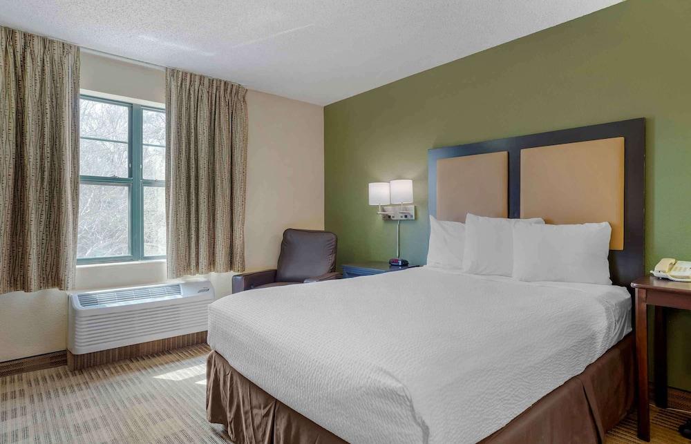 Extended Stay America Suites Houston I10 West CityCentre photo 6