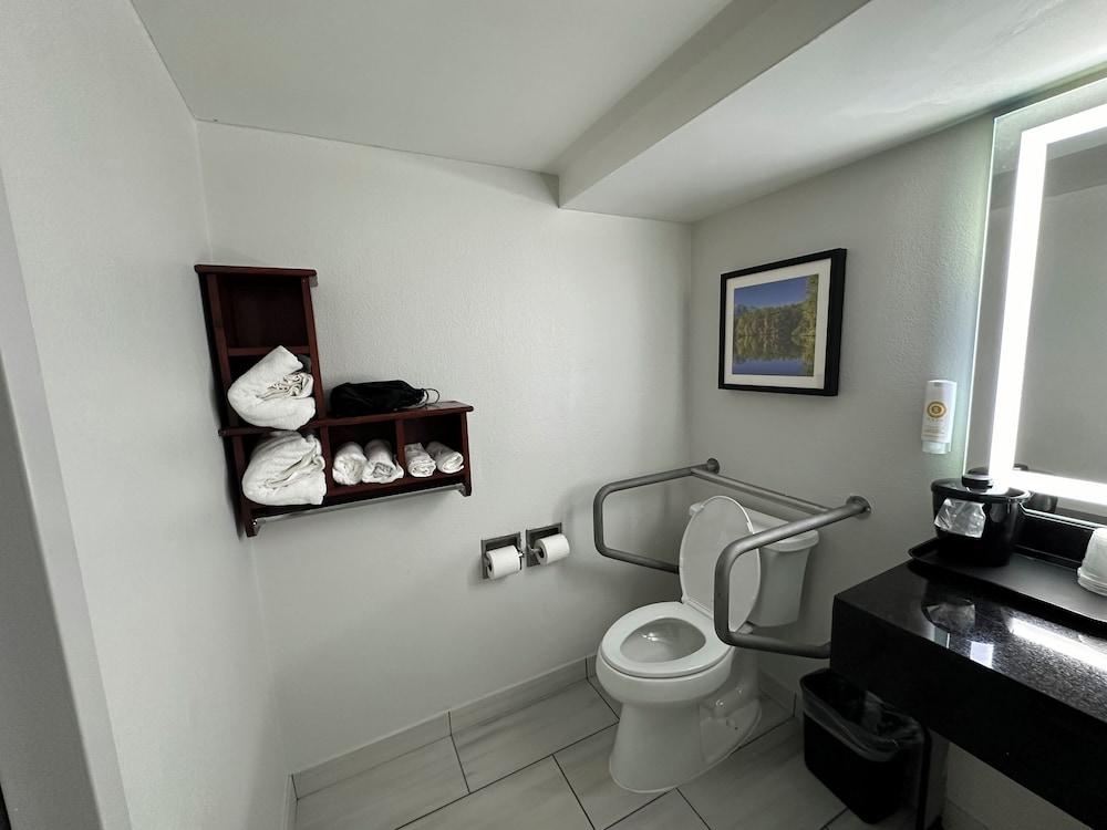 Comfort Inn Conyers photo 18
