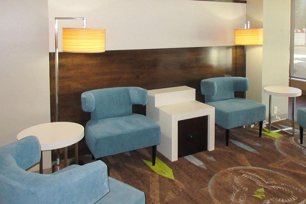 Sleep Inn & Suites Chiloquin-Crater Lake Junction photo 3