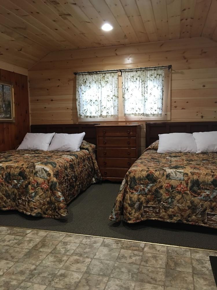 Lake George Diamond Cove photo 63