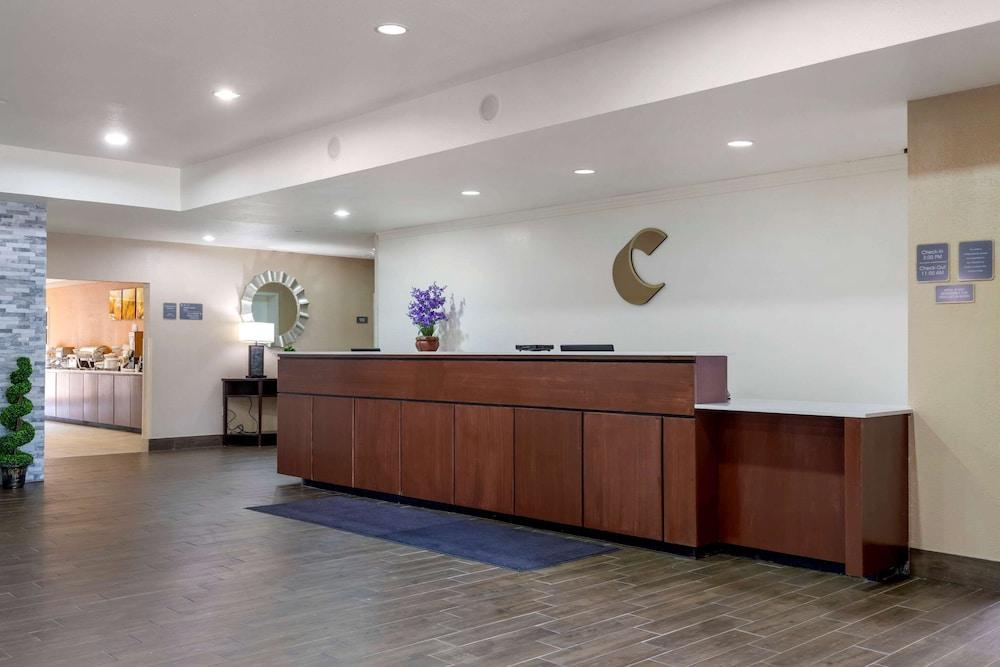Comfort Suites Copperas Cove photo 19