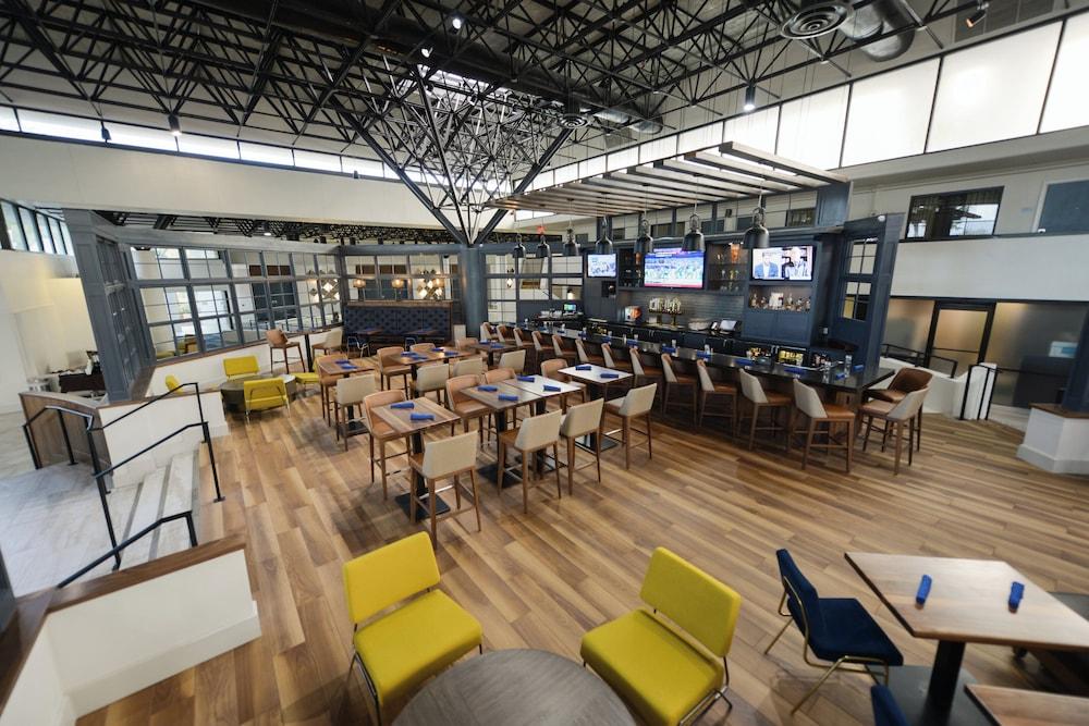 Crowne Plaza Hotel Jacksonville Airport/I-95N by IHG photo 32