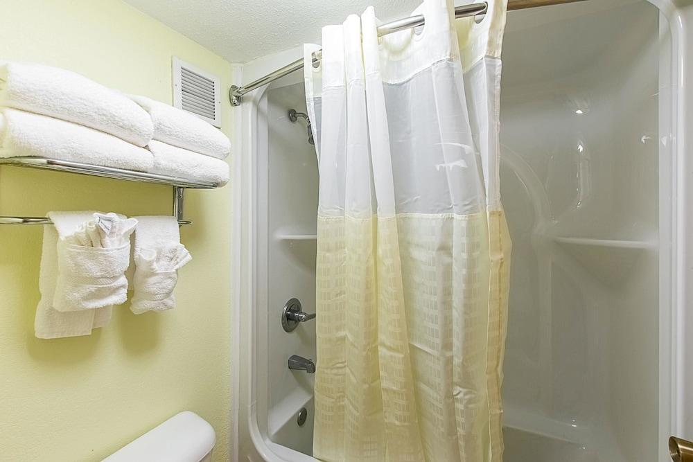Clarion Inn Columbia Airport photo 10
