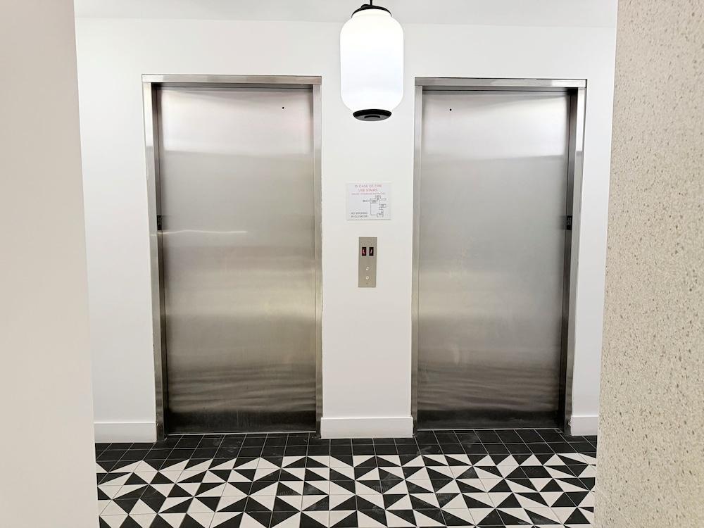Nova Hotel Brooklyn photo 31