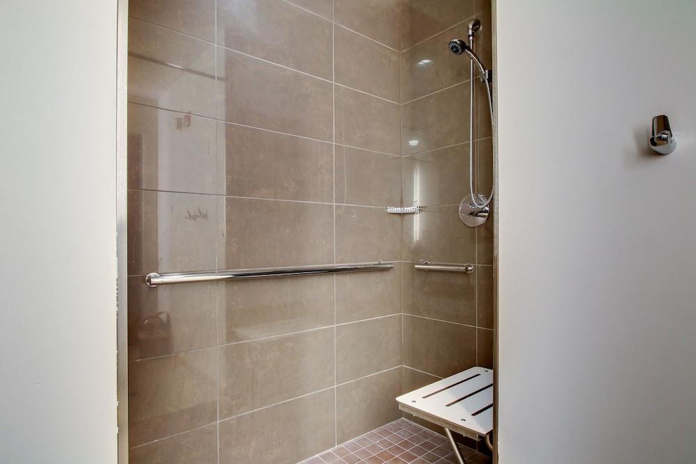 Hyatt House Chicago/Evanston photo 54