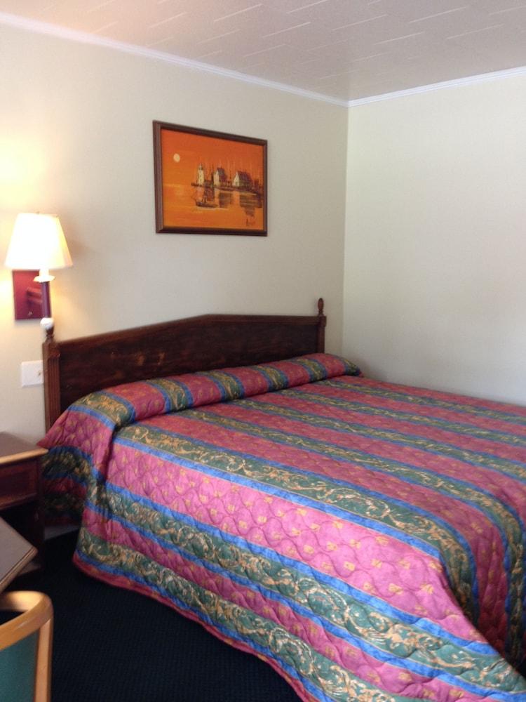 Royal Inn photo 10