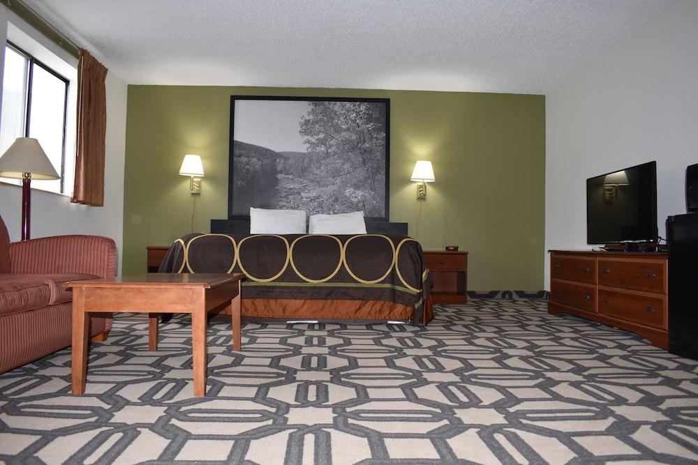 Super 8 by Wyndham La Vale/Cumberland Area photo 16