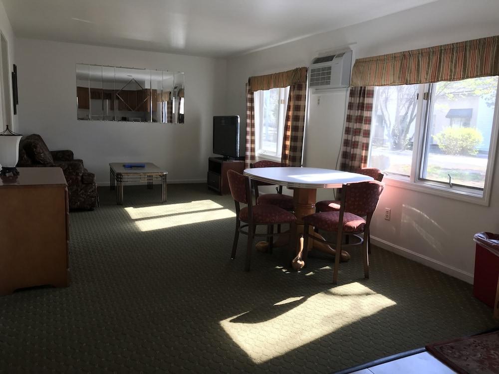 Exit 5 Resort & Condominium photo 68