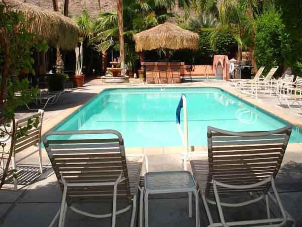 Coyote Inn photo 27