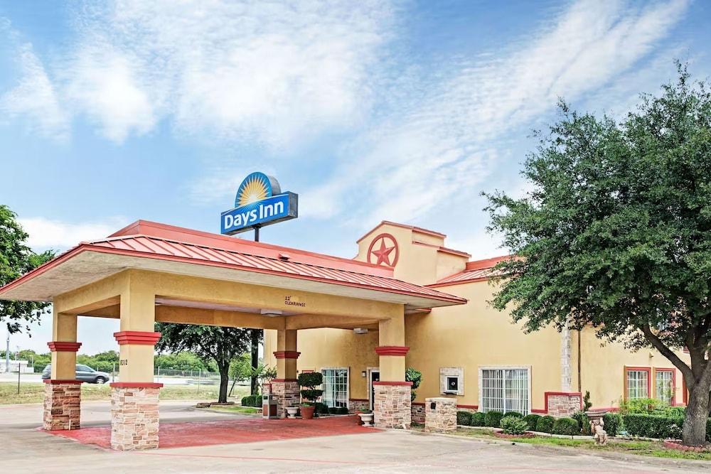 Day Star Dallas South photo 1