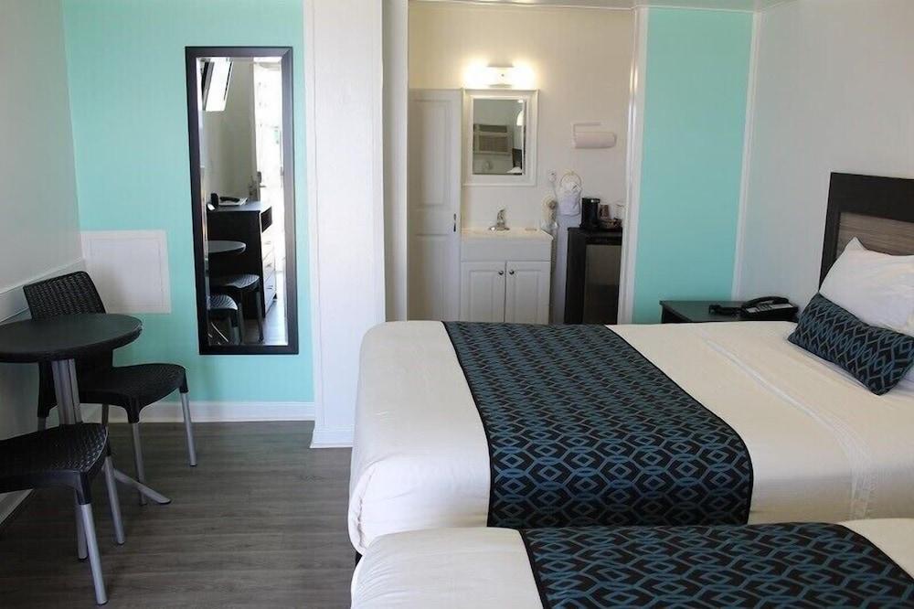 Ocean Crest Motel photo 37