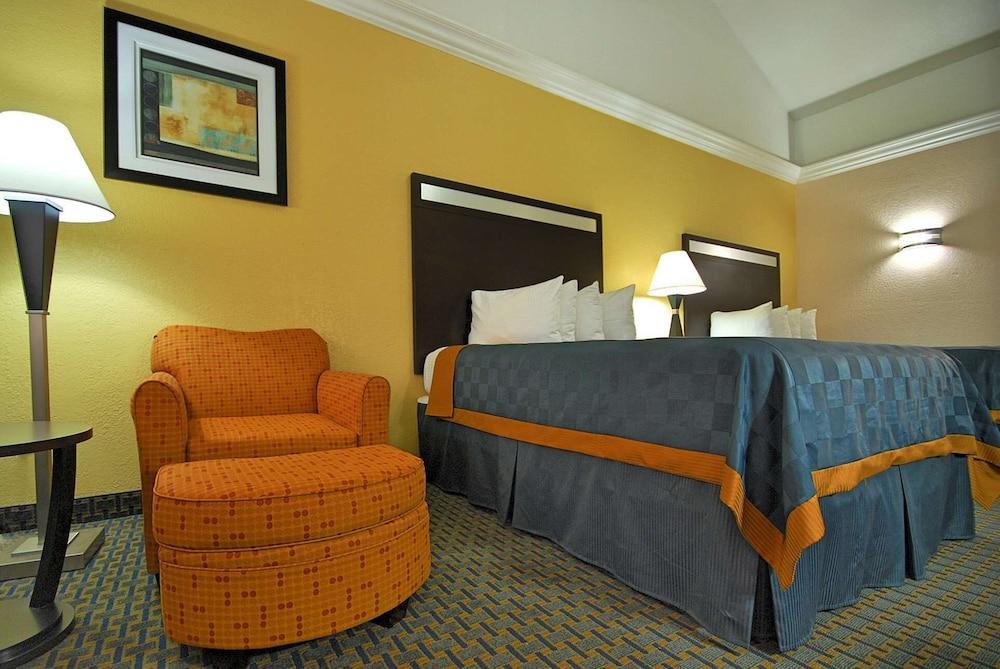 Americas Best Value Inn Sinton photo 19