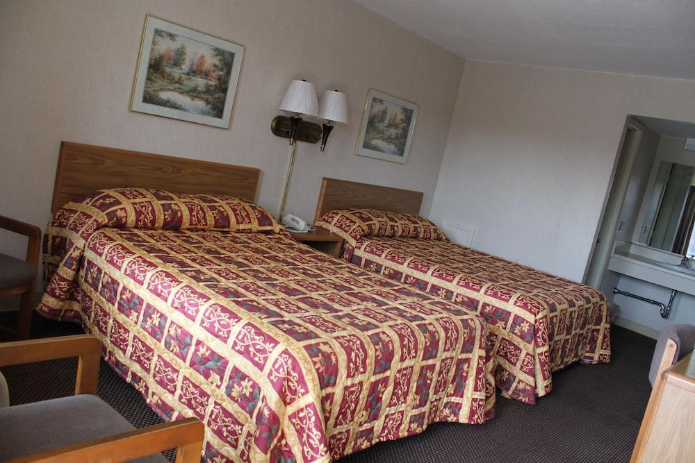 Budget Host Inn Bristol photo 45