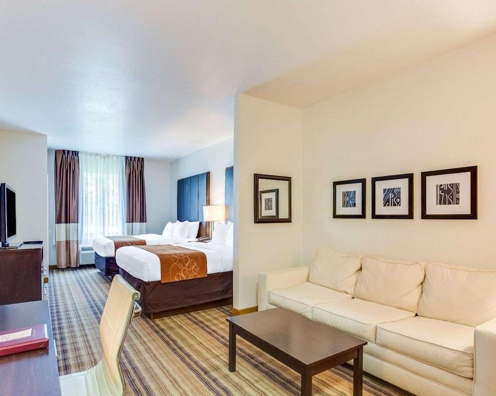 Comfort Suites Mandeville - Covington photo 35