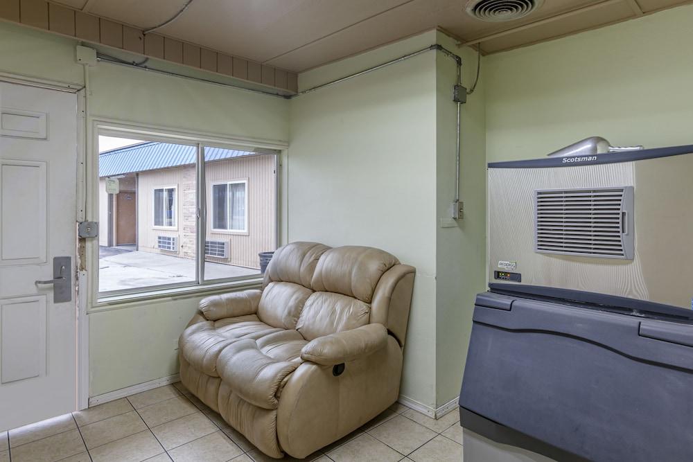 Budget Inn Boise photo 16